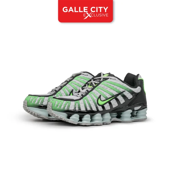 Z0016 NIKE SHOX