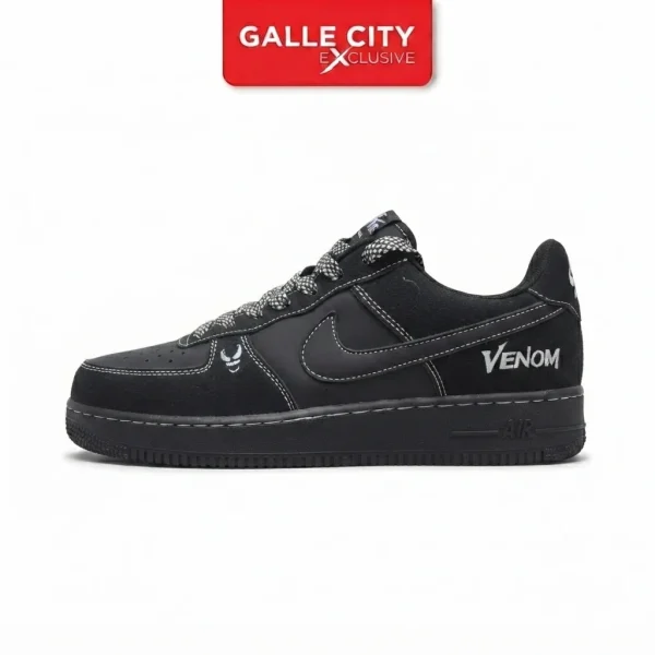 Z0050 NIKE VENOM SNEAKERS